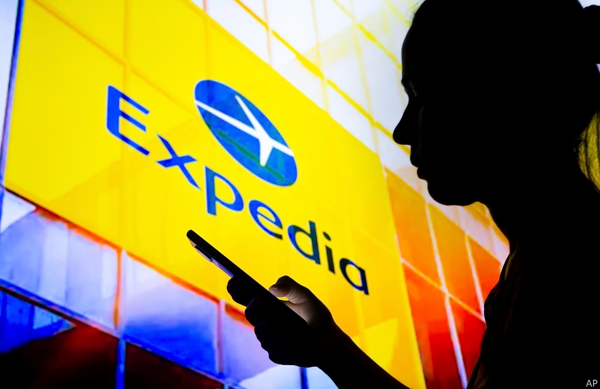 Expedia logo